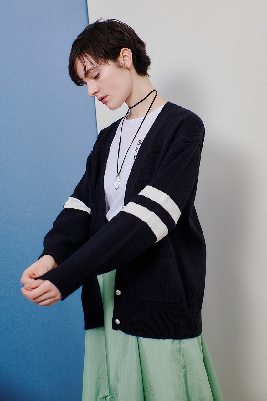 【アルアバイル/allureville】のC/ACバルキーラインカーディガン 人気、トレンドファッション・服の通販 founy(ファニー) 　ファッション　Fashion　レディースファッション　WOMEN　トップス・カットソー　Tops/Tshirt　ニット　Knit Tops　カーディガン　Cardigans　カーディガン　Cardigan　スポーティ　Sporty　デニム　Denim　パール　Pearl　フェミニン　Feminine　リラックス　Relax　ワイド　Wide　エレガント 上品　Elegant　other-6|ID: prp329100004361308 ipo3291000000031341611