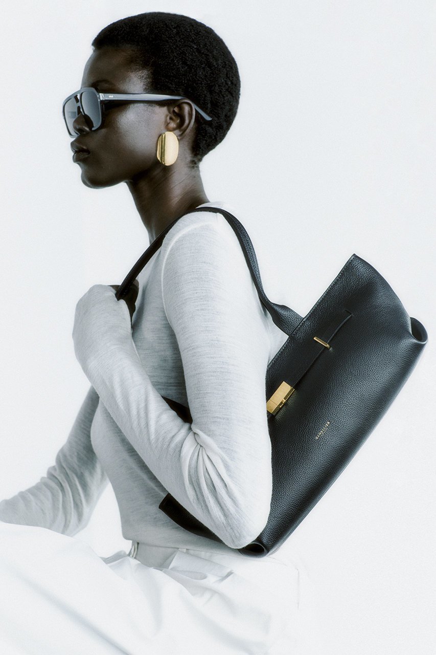 【デメリエー ロンドン/DEMELLIER LONDON】のThe New York ショルダーバッグ 人気、トレンドファッション・服の通販 founy(ファニー) 　ファッション　Fashion　レディースファッション　Fashion for Women　バッグ　Bags　スタイリッシュ　Stylish, Fashionable　パーティ　Party, Party Style　フォルム　Silhouette, Form　リュクス　Luxury, Elegant, High-End, Chic　財布　Wallet, Purse　other-2|ID: prp329100004364152 ipo3291000000032783933