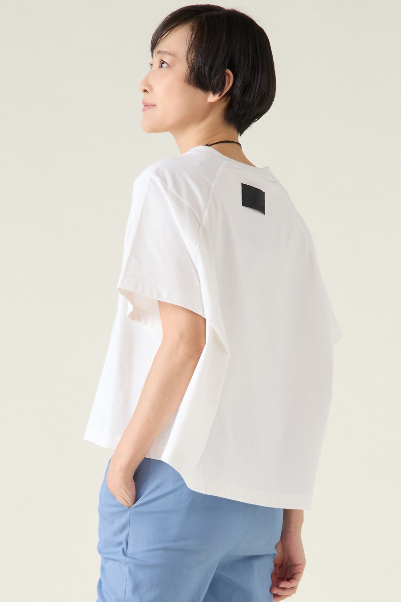 【マルティニーク/martinique】の【COGTHEBIGSMOKE】JEMMA T-SHIRT(一部カラー別注) 人気、トレンドファッション・服の通販 founy(ファニー) 　ファッション　Fashion　レディースファッション　WOMEN　トップス・カットソー　Tops/Tshirt　シャツ/ブラウス　Shirts/Blouses　ロング / Tシャツ　T-Shirts　カットソー　Cut and Sewn　コレクション　Collection　ショート　Short　シンプル　Simple　ジャージー　Jersey　スリーブ　Sleeve　トレンド　Trend　なめらか　Smooth　別注　Special Order　リアル　Real　ロンドン　London　再入荷　Restock/Back In Stock/Re Arrival　日本製　Made In Japan　2024年　2024　2024春夏・S/S　Ss,Spring/Summer,2024　エレガント 上品　Elegant　other-2|ID: prp329100004364205 ipo3291000000031340021