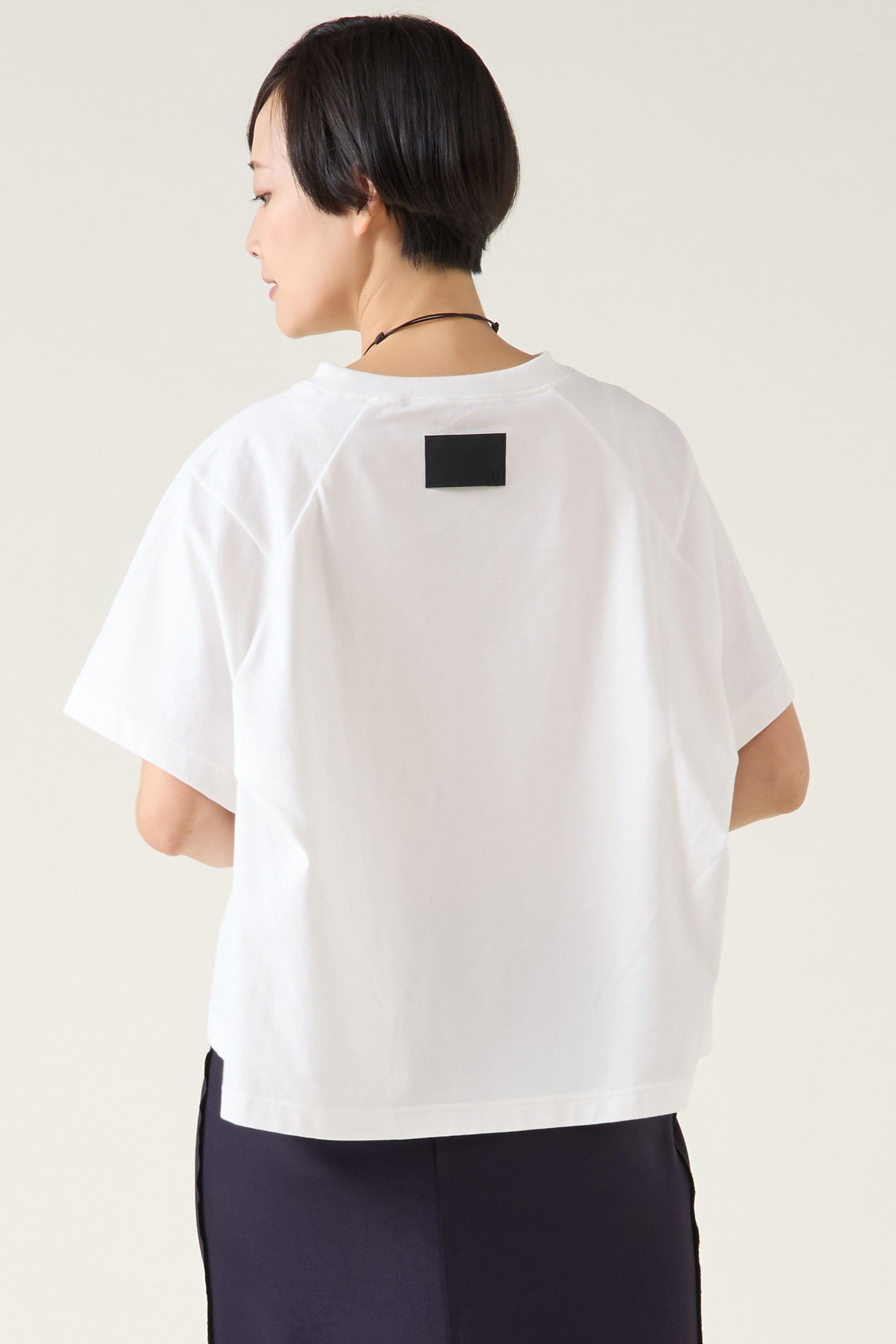 【マルティニーク/martinique】の【COGTHEBIGSMOKE】JEMMA T-SHIRT(一部カラー別注) 人気、トレンドファッション・服の通販 founy(ファニー) 　ファッション　Fashion　レディースファッション　WOMEN　トップス・カットソー　Tops/Tshirt　シャツ/ブラウス　Shirts/Blouses　ロング / Tシャツ　T-Shirts　カットソー　Cut and Sewn　コレクション　Collection　ショート　Short　シンプル　Simple　ジャージー　Jersey　スリーブ　Sleeve　トレンド　Trend　なめらか　Smooth　別注　Special Order　リアル　Real　ロンドン　London　再入荷　Restock/Back In Stock/Re Arrival　日本製　Made In Japan　2024年　2024　2024春夏・S/S　Ss,Spring/Summer,2024　エレガント 上品　Elegant　other-5|ID: prp329100004364205 ipo3291000000031340030
