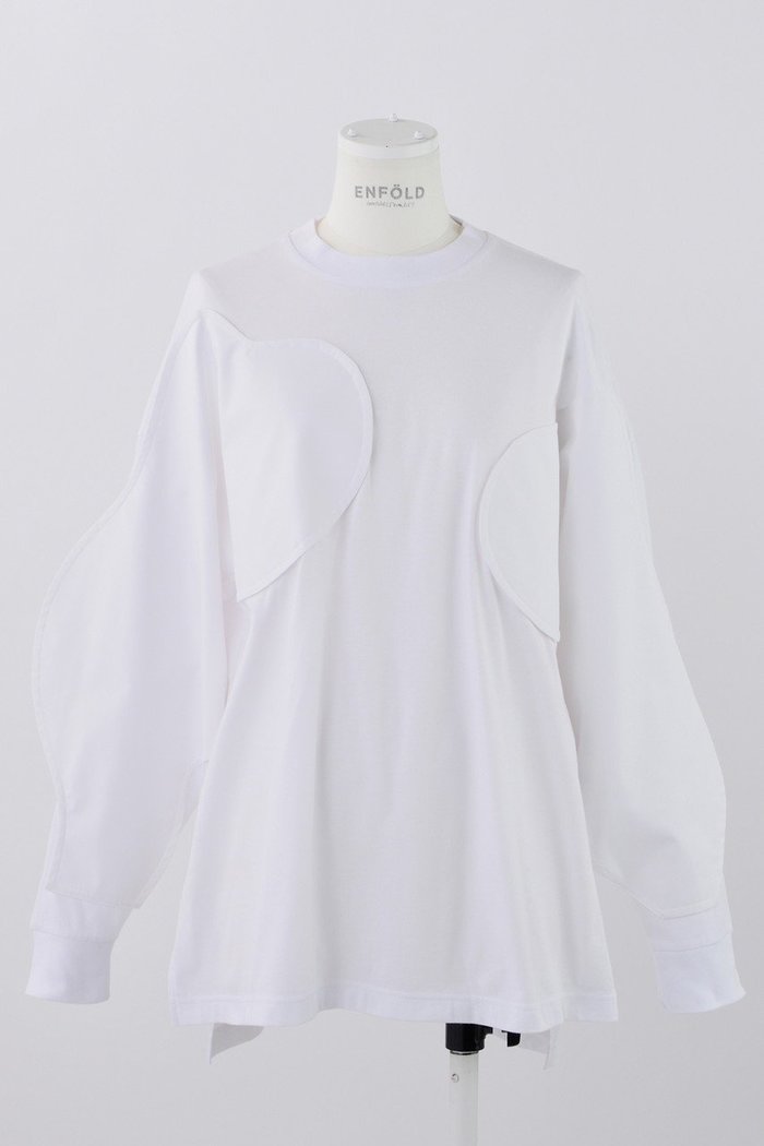 【エンフォルド/ENFOLD】のソフト天竺 アップリケロンT インテリア・キッズ・メンズ・レディースファッション・服の通販 founy(ファニー) https://founy.com/ ファッション Fashion レディースファッション Fashion for Women トップス・カットソー Cut & Sew Tops シャツ・ブラウス・オフィスカジュアル Elegant Blouses & Button-Ups ロングTシャツ・Tシャツ Longline T-Shirts & Tees カットソー・ベーシックTシャツ Cut-and-Sewn Tops / Stretch Tees & Basics アシンメトリー Asymmetrical Style サロペット Overalls, Salopette スリーブ Sleeve, Long Sleeve / Short Sleeve バランス Balance, Style Balance ベスト Vest, Waistcoat ロング Long, Long-Length |ID: prp329100004365343 ipo3291000000032875688