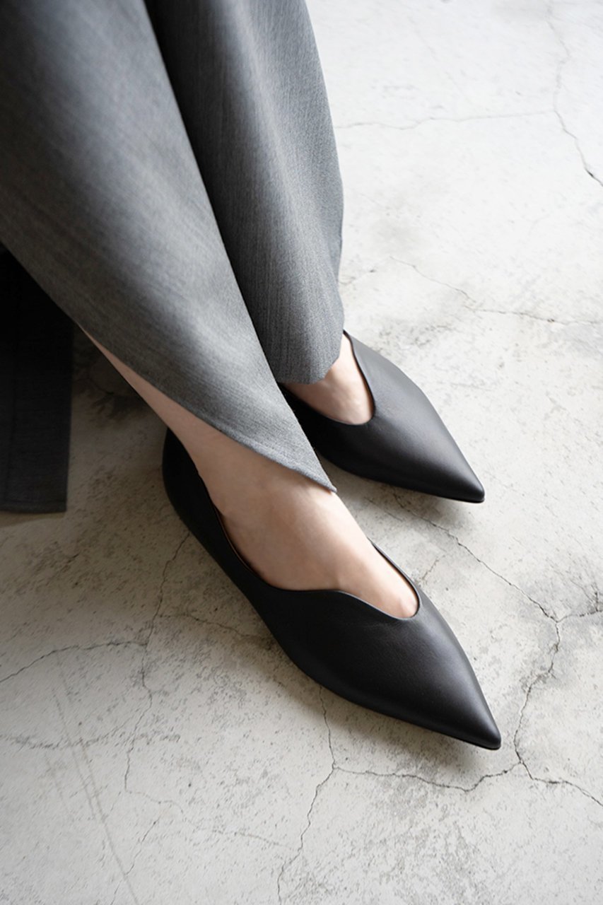 【ヘンリ エン ヴァーゴ/HENRI EN VARGO】の【ELLE SHOP限定】Anice フラットシューズ(レイン対応) 人気、トレンドファッション・服の通販 founy(ファニー) 　ファッション　Fashion　レディースファッション　Fashion for Women　カッティング　Cutting Detail　シューズ　Shoes, Footwear　フラット　Flat, Flat Shoes　レイン　Rain, Rainproof　人気　Popular, Best Seller　別注　Limited Edition, Custom Order　定番　Standard, Basic Item　other-2|ID: prp329100004365369 ipo3291000000036193287