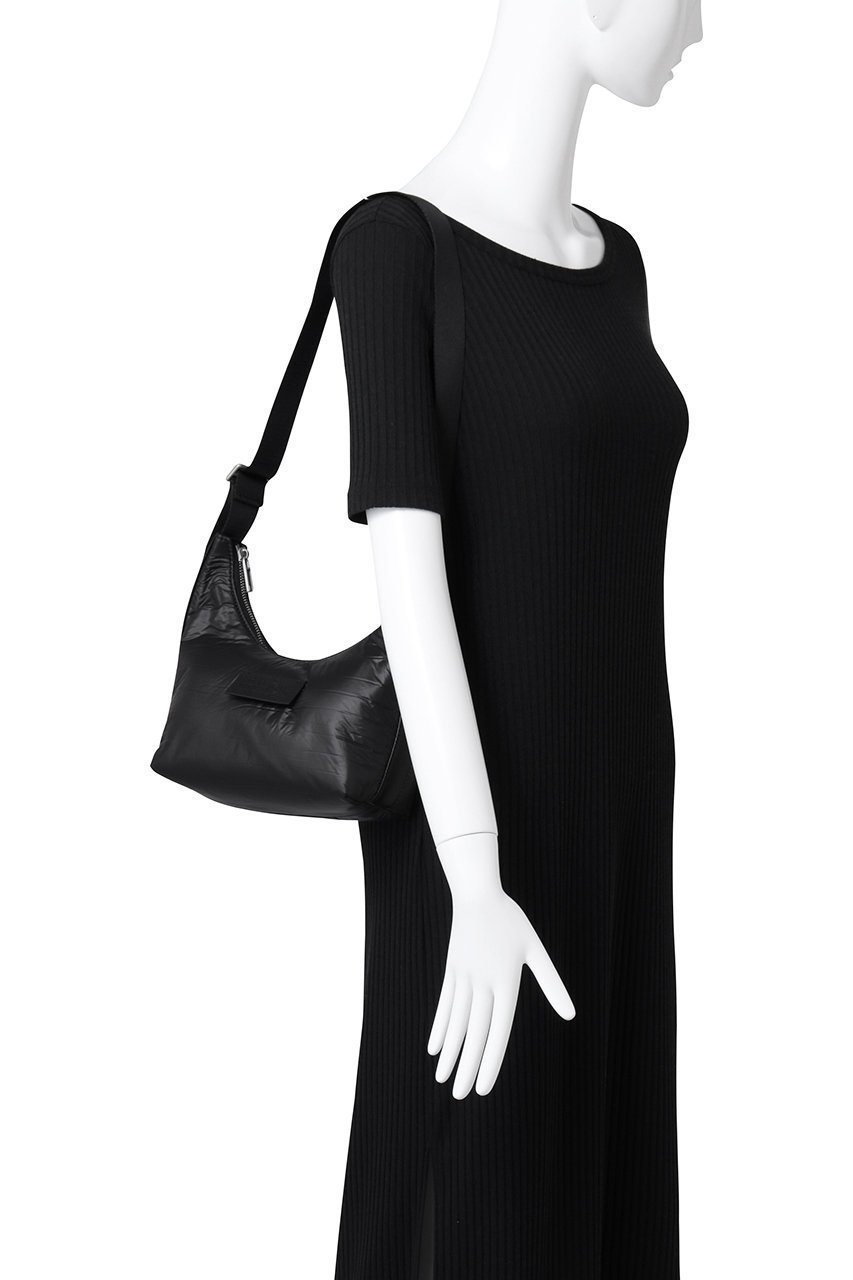 【エムエム6 メゾン マルタン マルジェラ/MM6 Maison Martin Margiela】のナイロンミニバッグ 人気、トレンドファッション・服の通販 founy(ファニー) 　ファッション　Fashion　レディースファッション　Fashion for Women　バッグ　Bags　おすすめ　Recommended / Our Picks　スポーティ　Sporty, Casual Athletic　フォルム　Silhouette, Form　エレガント 上品　Elegant　定番　Standard, Basic Item　other-2|ID: prp329100004369469 ipo3291000000032784221