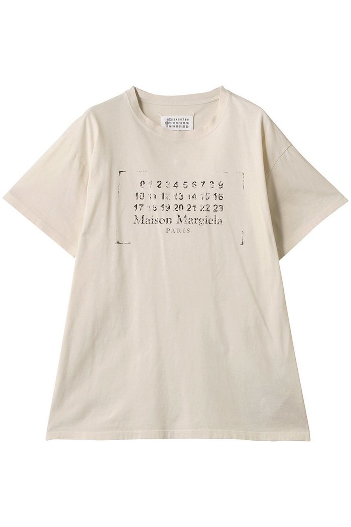 【メゾン マルジェラ/MAISON MARGIELA】のロゴプリントTシャツ インテリア・キッズ・メンズ・レディースファッション・服の通販 founy(ファニー) https://founy.com/ ファッション Fashion レディースファッション WOMEN トップス・カットソー Tops/Tshirt シャツ/ブラウス Shirts/Blouses ロング / Tシャツ T-Shirts カットソー Cut and Sewn ショート Short スリーブ Sleeve フロント Front プリント Print |ID: prp329100004369505 ipo3291000000030544804