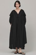 【カレンソロジー/Curensology】のハンドスモッキングワンピース ブラック|ID: prp329100004369586 ipo3291000000032613703