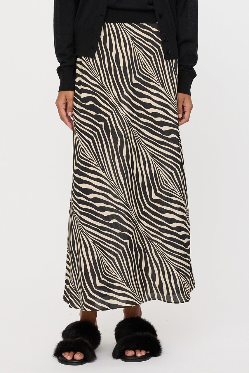 【バイ マレーネ ビルガー/BY MALENE BIRGER】のBOSHAN ゼブラプリントフレアスカート 人気、トレンドファッション・服の通販 founy(ファニー) 　ファッション　Fashion　レディースファッション　Fashion for Women　スカート　Skirts　Aライン・フレアスカート　A-Line & Flared Skirts　ロングスカート　Long Skirts / Maxi & Midi Skirts　シルク　Silk, 100% Silk　プリント　Print, Printed Pattern　マキシ　Maxi, Full Length　モノトーン　Monotone, Black and White　ロング　Long, Long-Length　エレガント 上品　Elegant　other-7|ID: prp329100004369588 ipo3291000000032851369