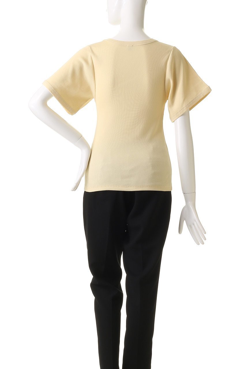 【バイ マレーネ ビルガー/BY MALENE BIRGER】のLUNAI クラシックTシャツ 人気、トレンドファッション・服の通販 founy(ファニー) 　ファッション　Fashion　レディースファッション　Fashion for Women　トップス・カットソー　Cut & Sew Tops　シャツ・ブラウス・オフィスカジュアル　Elegant Blouses & Button-Ups　ロングTシャツ・Tシャツ　Longline T-Shirts & Tees　カットソー・ベーシックTシャツ　Cut-and-Sewn Tops / Stretch Tees & Basics　クラシック　Classic, Timeless Style　ショート　Short, Short Length　シンプル　Simple, Minimal　スリーブ　Sleeve, Long Sleeve / Short Sleeve　フィット　Fit, Slim Fit　定番　Standard, Basic Item　other-4|ID: prp329100004369596 ipo3291000000032790076