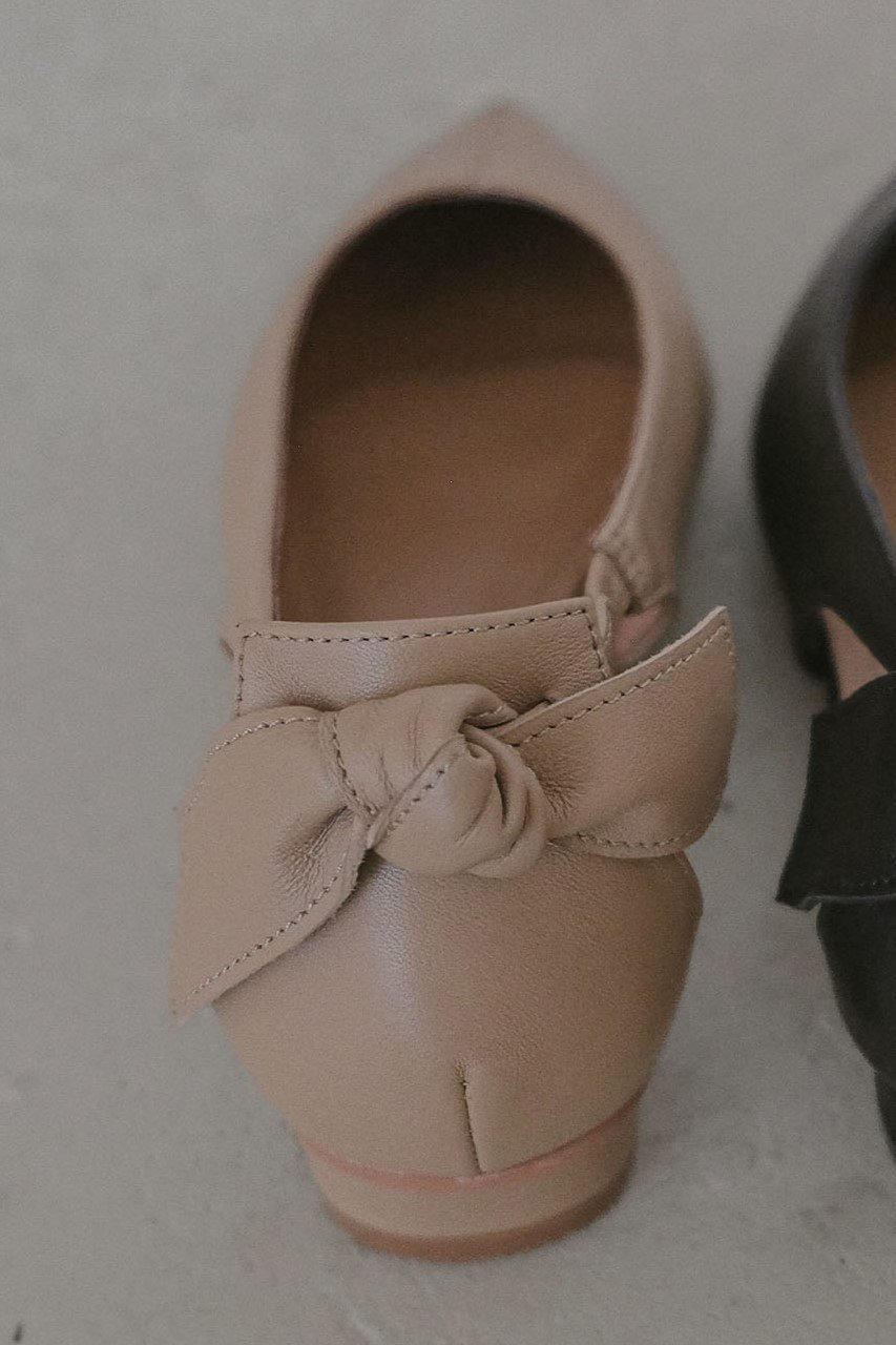 【ダニエラ アンド ジェマ/Daniella & GEMMA】のバックリボンポインテッドフラットパンプス 人気、トレンドファッション・服の通販 founy(ファニー) ファッション Fashion レディースファッション Fashion for Women クッション Cushion, Throw Pillow シューズ Shoes, Footwear シンプル Simple, Minimal フラット Flat, Flat Shoes リボン Ribbon, Bow other-4|ID: prp329100004372585 ipo3291000000035383244