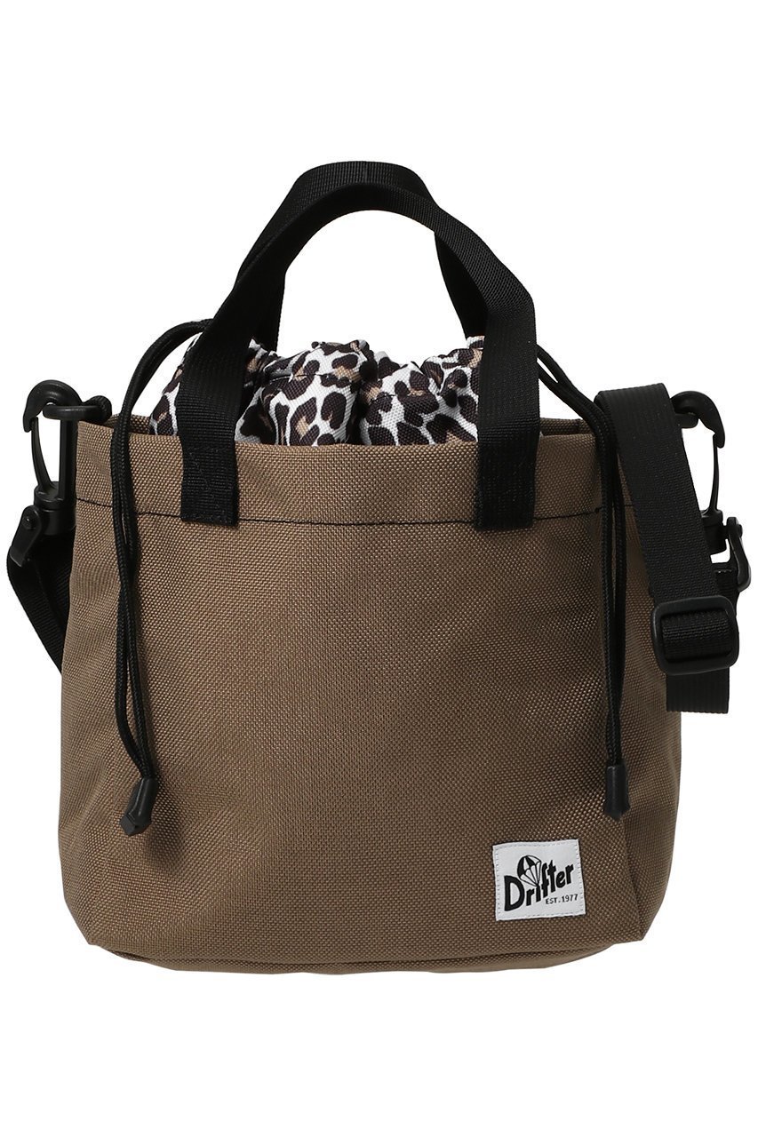 【エリオポール/heliopole】の【Drifter】TOLEDO CUBE SD バッグ インテリア・キッズ・メンズ・レディースファッション・服の通販 founy(ファニー) 　ファッション　Fashion　レディースファッション　Fashion for Women　バッグ　Bags　おすすめ　Recommended / Our Picks　コンパクト　Compact, Small Size　フォルム　Silhouette, Form　ポーチ　Pouch, Small Case　ラップ　Wrap, Wrap Design　リップ　Lip, Lip Motif　ベージュ|ID: prp329100004372612 ipo3291000000032779612