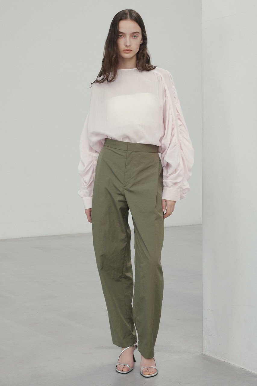 【ベイジ,/BEIGE,】のCROCUS(クロッカス)/カービーシルエットタックパンツ 人気、トレンドファッション・服の通販 founy(ファニー) 　ファッション　Fashion　レディースファッション　Fashion for Women　パンツ　Pants & Trousers　シンプル　Simple, Minimal　トレンド　Trend, Trending Now　ファブリック　Fabric, Textile　other-6|ID: prp329100004382939 ipo3291000000032925584