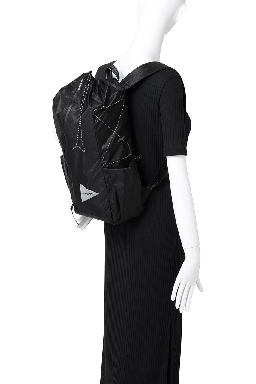 【アンドワンダー/and wander】の【UNISEX】sil daypack 人気、トレンドファッション・服の通販 founy(ファニー) 　ファッション　Fashion　レディースファッション　Fashion for Women　バッグ　Bags　ユニセックス　Unisex, Genderless　アウトドア　Outdoor Clothing　コンパクト　Compact, Small Size　スタイリッシュ　Stylish, Fashionable　ポケット　Pocket, Pocket Detail　リュック　Backpack, Rucksack　旅行　Travel　軽量　Lightweight, Ultra Light　other-2|ID: prp329100004383002 ipo3291000000033821827
