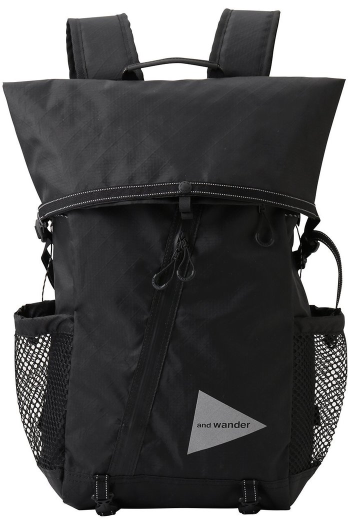 【アンドワンダー/and wander】の【UNISEX】ECOPAK 18L backpack インテリア・キッズ・メンズ・レディースファッション・服の通販 founy(ファニー) https://founy.com/ ファッション Fashion レディースファッション Fashion for Women バッグ Bags ユニセックス Unisex, Genderless スクエア Square, Square Shape スタイリッシュ Stylish, Fashionable フォルム Silhouette, Form ポーチ Pouch, Small Case リュック Backpack, Rucksack 軽量 Lightweight, Ultra Light ビジネス 仕事 通勤 Business / Work / Commuting |ID: prp329100004383003 ipo3291000000032783093