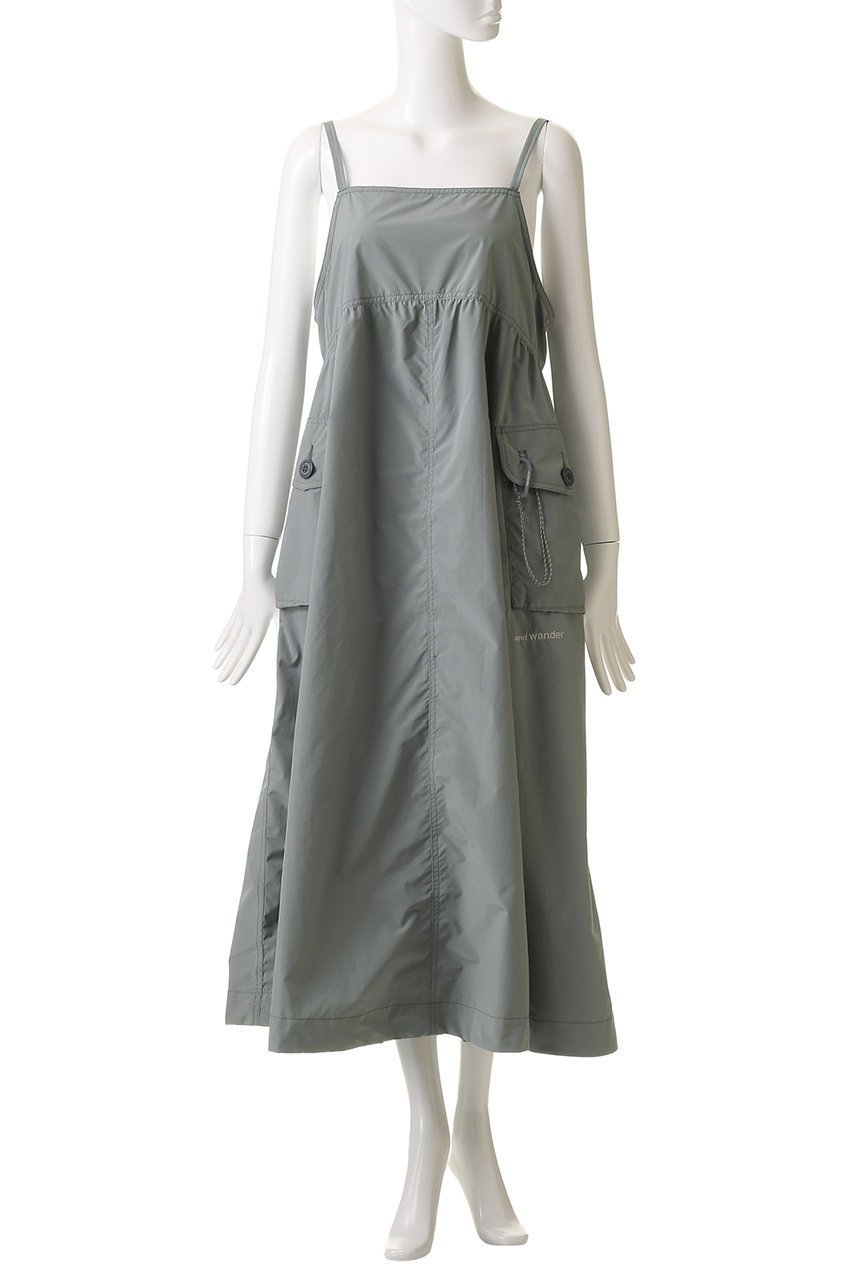 【アンドワンダー/and wander】のoversized cargo dress (W) 人気、トレンドファッション・服の通販 founy(ファニー) 　ファッション　Fashion　レディースファッション　Fashion for Women　ワンピース　Dresses　フォーマル・パーティードレス・結婚式用ドレス　Elegant & Casual Dresses　チュニック　Tunic Tops & Dresses　チュニック　Tunic, Long Top　ポケット　Pocket, Pocket Detail　ロング　Long, Long-Length　夏　Summer　春　Spring　S/S・春夏　SS, Spring/Summer, Warm Season　other-2|ID: prp329100004383005 ipo3291000000032876680