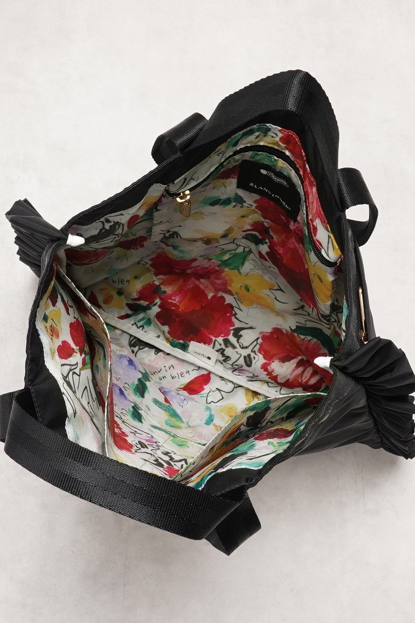 【ランバン オン ブルー/LANVIN en Bleu】のLARGE EMERALD TOTE LB トートバッグ 人気、トレンドファッション・服の通販 founy(ファニー) ファッション Fashion レディースファッション Fashion for Women バッグ Bags 軽量 Lightweight, Ultra Light ダブル Double, Double-Breasted チャーム Charm, Pendant ビーチ Beach, Seaside フェミニン Feminine, Girly フラワー Flower, Floral プリント Print, Printed Pattern モノトーン Monotone, Black and White リボン Ribbon, Bow other-5|ID: prp329100004383048 ipo3291000000032779065