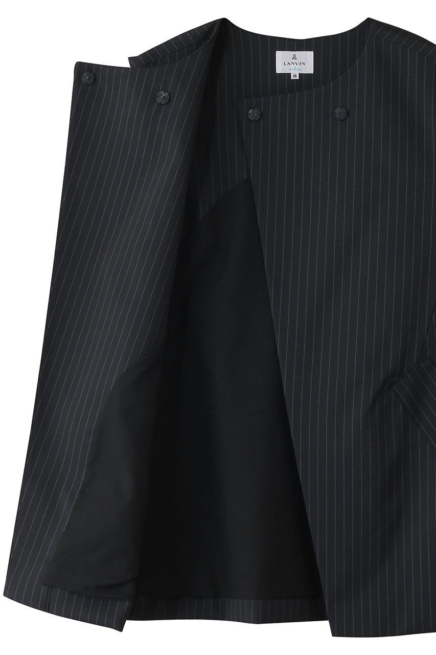 【ランバン オン ブルー/LANVIN en Bleu】のウールポリエステルフレアベスト 人気、トレンドファッション・服の通販 founy(ファニー) 　ファッション　Fashion　レディースファッション　Fashion for Women　アウター　Coat / Outerwear Collection　トップス・カットソー　Cut & Sew Tops　キャミソール&ノースリーブ　Camisoles & Sleeveless Tops　シャツ・ブラウス・オフィスカジュアル　Elegant Blouses & Button-Ups　ベスト&ジレ / 重ね着スタイル　Vests & Gilets　インナー　Innerwear　ノースリーブ　Sleeveless, No-Sleeve　ベスト　Vest, Waistcoat　other-6|ID: prp329100004383080 ipo3291000000032862933