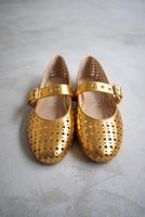 【ランバン オン ブルー/LANVIN en Bleu】のパンチングレザーバレエシューズ 人気、トレンドファッション・服の通販 founy(ファニー) ファッション Fashion レディースファッション Fashion for Women シューズ Shoes, Footwear トレンド Trend, Trending Now バレエ Ballet, Ballet Style フィット Fit, Slim Fit フラット Flat, Flat Shoes ラグジュアリー Luxury, Elegant ラップ Wrap, Wrap Design 夏 Summer 春 Spring S/S・春夏 SS, Spring/Summer, Warm Season |ID:prp329100004383083