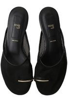 【ヘンリ エン ヴァーゴ/HENRI EN VARGO】のOlga ネットサムリングフラットミュール 人気、トレンドファッション・服の通販 founy(ファニー) ファッション Fashion レディースファッション Fashion for Women サンダル Sandals, Summer Shoes ジュエリー Jewelry, Accessories スポーティ Sporty, Casual Athletic フィット Fit, Slim Fit フラット Flat, Flat Shoes メタル Metal, Metal Parts メッシュ Mesh, Net Fabric thumbnail ブラック|ID: prp329100004383104 ipo3291000000032862166