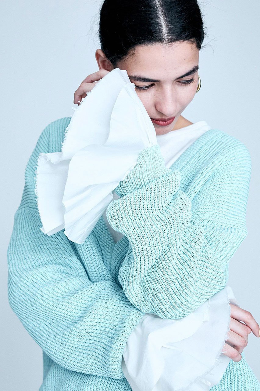 【ブリル/BRILL】のポエットスリーブカットソー 人気、トレンドファッション・服の通販 founy(ファニー) ファッション Fashion レディースファッション Fashion for Women トップス・カットソー Cut & Sew Tops シャツ・ブラウス・オフィスカジュアル Elegant Blouses & Button-Ups ロングTシャツ・Tシャツ Longline T-Shirts & Tees カットソー・ベーシックTシャツ Cut-and-Sewn Tops / Stretch Tees & Basics おすすめ Recommended / Our Picks ジャケット Jacket, Outerwear スリーブ Sleeve, Long Sleeve / Short Sleeve タフタ Taffeta, Structured Fabric フリル Frill, Ruffle ロング Long, Long-Length other-5|ID: prp329100004386409 ipo3291000000035829764