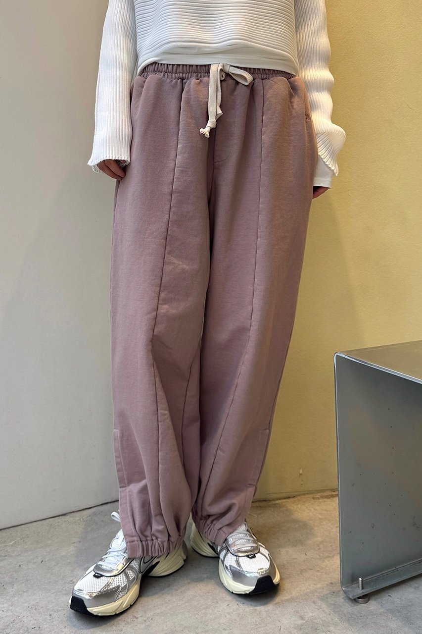 【スタニングルアー/STUNNING LURE】の【PIECE OF HUMAN】パンツ 人気、トレンドファッション・服の通販 founy(ファニー) 　ファッション　Fashion　レディースファッション　Fashion for Women　パンツ　Pants & Trousers　おすすめ　Recommended / Our Picks　スウェット / スエット　Sweatshirt, Sweatwear　スリット　Slit, Slit Detail　セットアップ　Set-Up, Coordinated Outfit　センター　Center, Center Line　トレンド　Trend, Trending Now　バルーン　Balloon, Balloon Silhouette　再入荷　Restock / Back in Stock　other-7|ID: prp329100004387748 ipo3291000000032924051