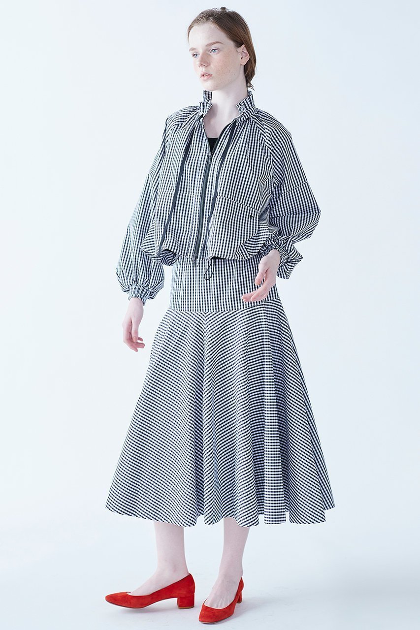 【マリリンムーン/MARILYN MOON】のギンガムチェックサーキュラースカート 人気、トレンドファッション・服の通販 founy(ファニー) 　ファッション　Fashion　レディースファッション　Fashion for Women　スカート　Skirts　ロングスカート　Long Skirts / Maxi & Midi Skirts　ギャザー　Gathered, Ruffled　ギンガム　Gingham, Gingham Fabric　チェック　Check, Plaid, Tartan　フェミニン　Feminine, Girly　フレア　Flare, Flared　ロング　Long, Long-Length　other-6|ID: prp329100004390321 ipo3291000000032824946