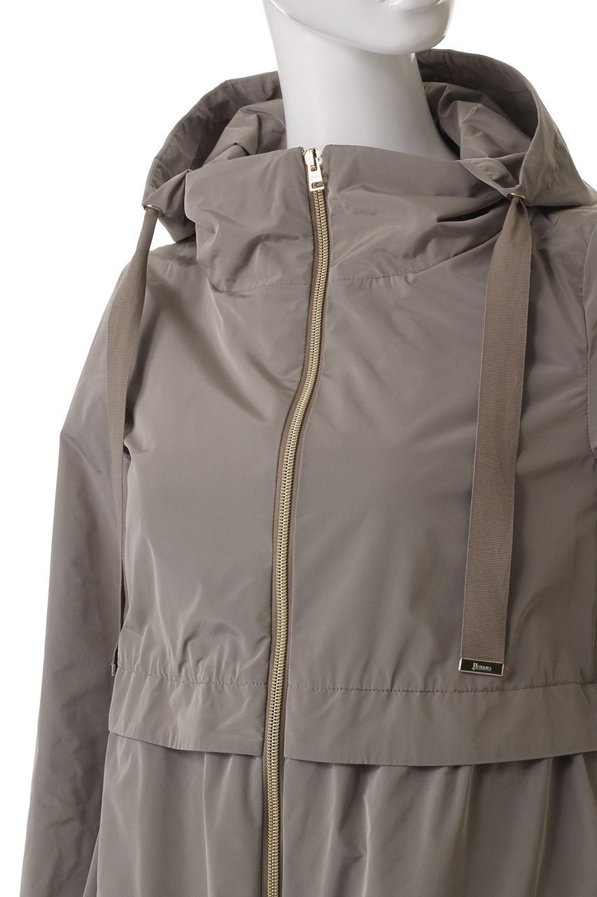 【ヘルノ/HERNO】のポリエステル切替フーディーコート 人気、トレンドファッション・服の通販 founy(ファニー) 　ファッション　Fashion　レディースファッション　Fashion for Women　アウター　Coat / Outerwear Collection　コート・ロングコート・ピーコート　Long Coats, Peacoats & More　スリーブ　Sleeve, Long Sleeve / Short Sleeve　フェミニン　Feminine, Girly　ロング　Long, Long-Length　切替　Switching, Contrast Panel　other-5|ID: prp329100004391783 ipo3291000000032930526