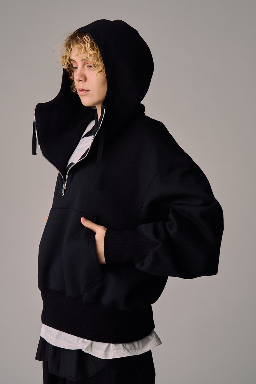【キャサリンハムネット/KATHARINE HAMNETT LONDON】の【UNISEX】ハイネックジップフーディ 人気、トレンドファッション・服の通販 founy(ファニー) 　ファッション　Fashion　レディースファッション　Fashion for Women　トップス・カットソー　Cut & Sew Tops　シャツ・ブラウス・オフィスカジュアル　Elegant Blouses & Button-Ups　レディースパーカー・カジュアルフーディー　Casual Hoodies & Sweatshirts　ロングTシャツ・Tシャツ　Longline T-Shirts & Tees　スウェット・クルーネックトップス　Sweatshirts & Crewnecks / Relaxed Fit Sweat Tops　カットソー・ベーシックTシャツ　Cut-and-Sewn Tops / Stretch Tees & Basics　ユニセックス　Unisex, Genderless　other-8|ID: prp329100004393589 ipo3291000000032873113