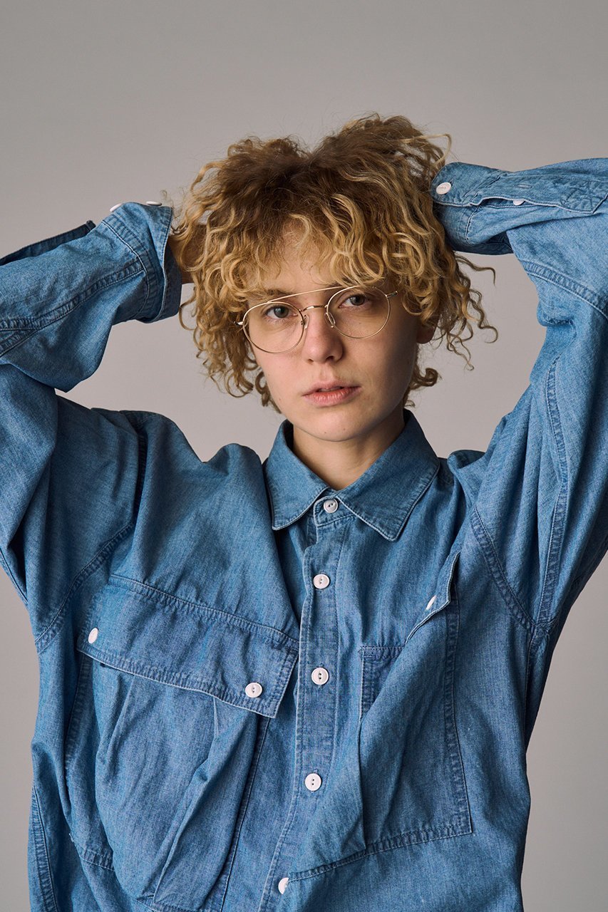 【キャサリンハムネット/KATHARINE HAMNETT LONDON】の【UNISEX】デニムパラシュートロングテイルシャツ 人気、トレンドファッション・服の通販 founy(ファニー) 　ファッション　Fashion　レディースファッション　Fashion for Women　トップス・カットソー　Cut & Sew Tops　シャツ・ブラウス・オフィスカジュアル　Elegant Blouses & Button-Ups　ユニセックス　Unisex, Genderless　スリーブ　Sleeve, Long Sleeve / Short Sleeve　デニム　Denim, Jeans Material　トレンド　Trend, Trending Now　ビッグ　Big, Oversized　ポケット　Pocket, Pocket Detail　ロング　Long, Long-Length　定番　Standard, Basic Item　other-6|ID: prp329100004393590 ipo3291000000035699962