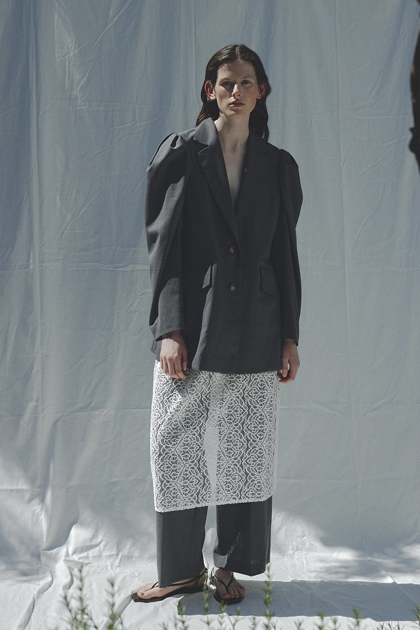 【ウーア/Uhr】のギャザーショルダー ジャケット 人気、トレンドファッション・服の通販 founy(ファニー) 　ファッション　Fashion　レディースファッション　Fashion for Women　アウター　Coat / Outerwear Collection　レディースジャケット・軽アウター　Jackets　オケージョン　Occasion Wear　ギャザー　Gathered, Ruffled　ショルダー　Shoulder, Shoulder Strap　シンプル　Simple, Minimal　ジャケット　Jacket, Outerwear　スタイリッシュ　Stylish, Fashionable　ファブリック　Fabric, Textile　other-8|ID: prp329100004394930 ipo3291000000032963485