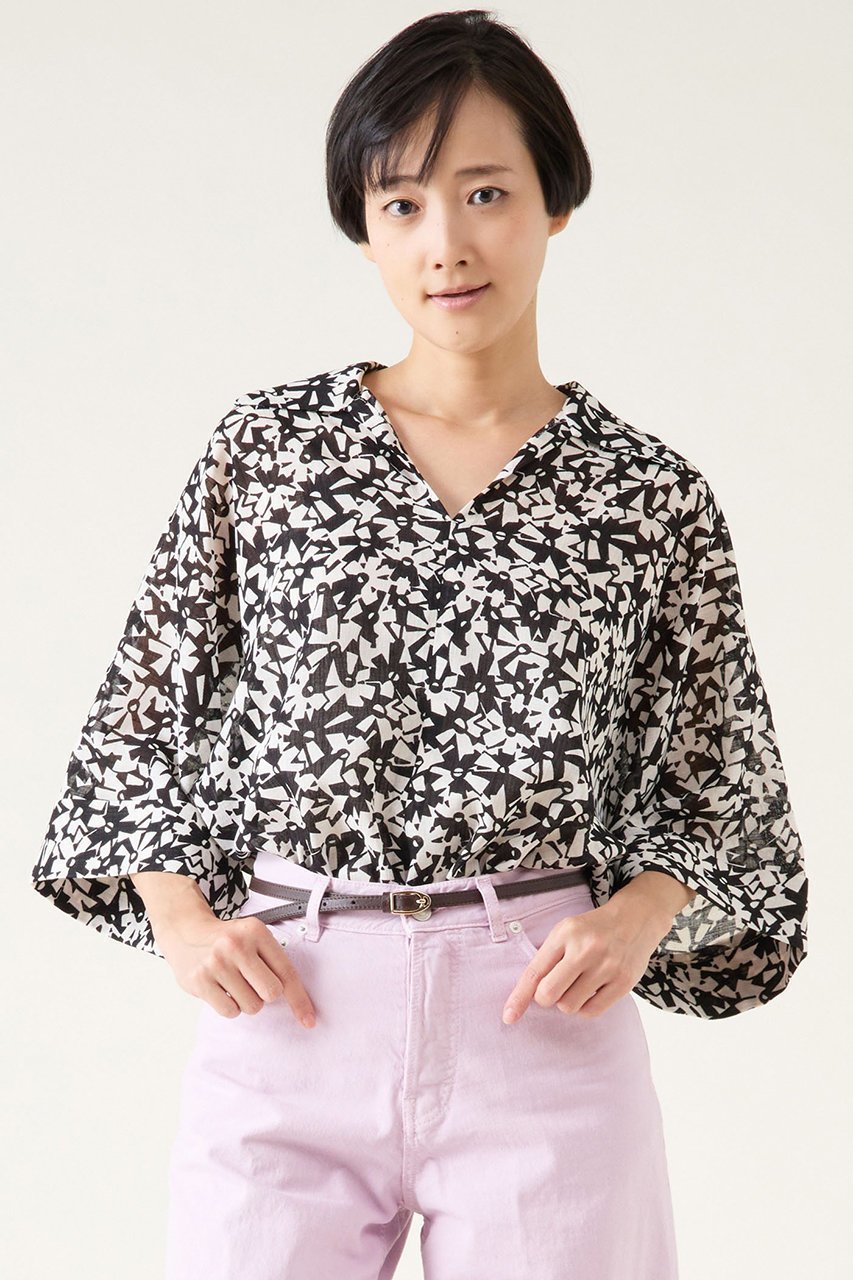 【マルティニーク/martinique】のフラワーブラウス(セットアップ可) インテリア・キッズ・メンズ・レディースファッション・服の通販 founy(ファニー) 　ファッション　Fashion　レディースファッション　Fashion for Women　トップス・カットソー　Cut & Sew Tops　シャツ・ブラウス・オフィスカジュアル　Elegant Blouses & Button-Ups　おすすめ　Recommended / Our Picks　シンプル　Simple, Minimal　スリーブ　Sleeve, Long Sleeve / Short Sleeve　セットアップ　Set-Up, Coordinated Outfit　フラワー　Flower, Floral　ロング　Long, Long-Length　再入荷　Restock / Back in Stock　半袖　Short Sleeve, Half Sleeve　夏　Summer　モノトーン|ID: prp329100004394951 ipo3291000000032704799