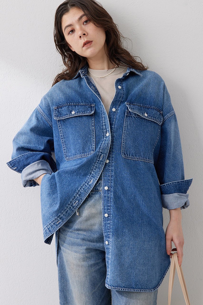 【ウィムガゼット/Whim Gazette】のDENIMシャツワンピース インテリア・キッズ・メンズ・レディースファッション・服の通販 founy(ファニー) 　ファッション　Fashion　レディースファッション　Fashion for Women　ワンピース　Dresses　シャツワンピース / 1枚で着映えコーデ　Shirt Dresses　トップス・カットソー　Cut & Sew Tops　グラデーション　Gradient, Ombre　スリーブ　Sleeve, Long Sleeve / Short Sleeve　デニム　Denim, Jeans Material　フラップ　Flap, Flap Pocket　ポケット　Pocket, Pocket Detail　ロング　Long, Long-Length　定番　Standard, Basic Item　インディゴブルー|ID: prp329100004394969 ipo3291000000032841579