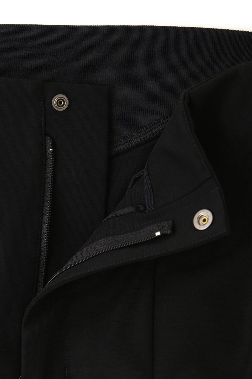 【ル フィル/LE PHIL】の【LE PHIL SPORTS】ハイストレッチセンタースリットパンツ 人気、トレンドファッション・服の通販 founy(ファニー) ファッション Fashion レディースファッション Fashion for Women パンツ Pants & Trousers スポーツウェア Functional & Stylish Sportswear スポーツ パンツ Workout Pants / Training Shorts / Joggers スリット Slit, Slit Detail パターン Pattern, Design Print フィット Fit, Slim Fit フレア Flare, Flared フロント Front, Front Design ポケット Pocket, Pocket Detail other-5|ID: prp329100004397929 ipo3291000000032901541