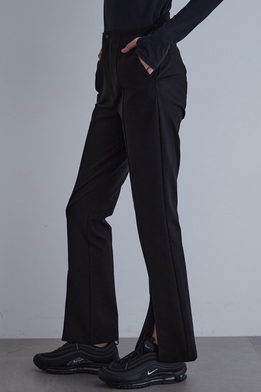 【ル フィル/LE PHIL】の【LE PHIL SPORTS】ハイストレッチセンタースリットパンツ 人気、トレンドファッション・服の通販 founy(ファニー) 　ファッション　Fashion　レディースファッション　Fashion for Women　パンツ　Pants & Trousers　スポーツウェア　Functional & Stylish Sportswear　スポーツ パンツ　Workout Pants / Training Shorts / Joggers　スリット　Slit, Slit Detail　パターン　Pattern, Design Print　フィット　Fit, Slim Fit　フレア　Flare, Flared　フロント　Front, Front Design　ポケット　Pocket, Pocket Detail　other-8|ID: prp329100004397929 ipo3291000000036466850