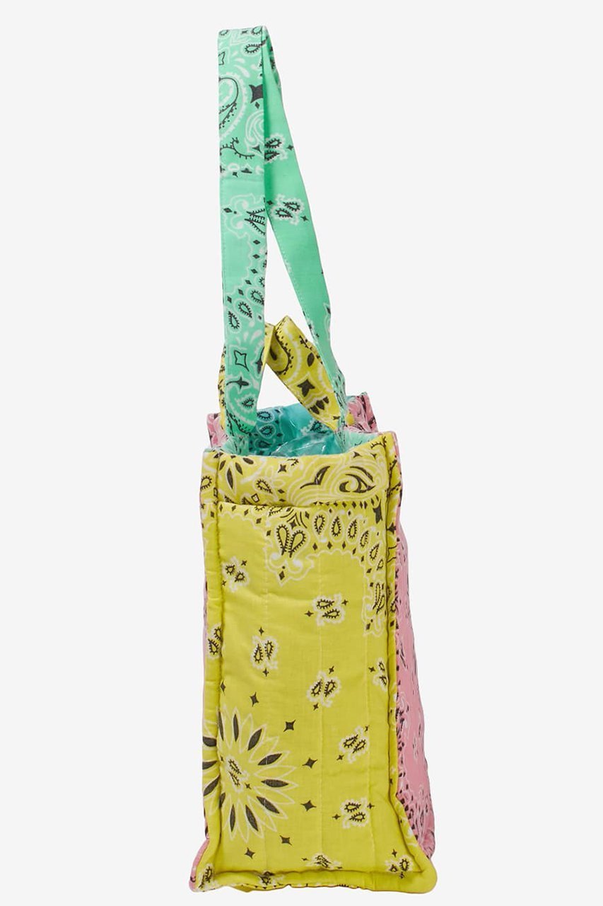 【サードマガジン/THIRD MAGAZINE】の【別注】【CALL IT BY YOUR NAME】ミディキルトトートバッグ 人気、トレンドファッション・服の通販 founy(ファニー) 　ファッション　Fashion　レディースファッション　Fashion for Women　バッグ　Bags　ハンド　Hand, Handmade　バンダナ　Bandana, Head Scarf　人気　Popular, Best Seller　別注　Limited Edition, Custom Order　other-2|ID: prp329100004397936 ipo3291000000035968983