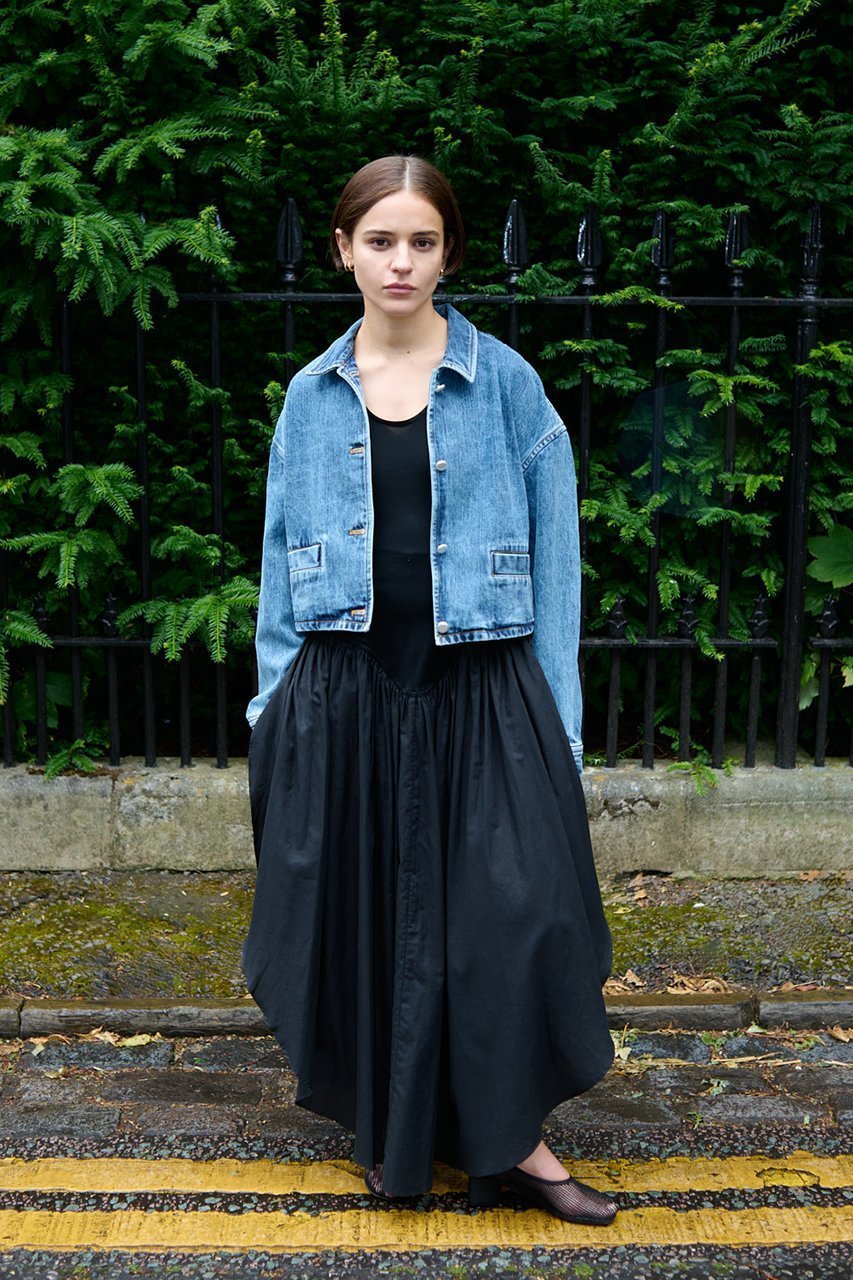【バウト/BOWTE】のREUSE SEA ISLAND COTTON セルビッジデニム クラッシュウォッシュド ジャケット 人気、トレンドファッション・服の通販 founy(ファニー) 　ファッション　Fashion　レディースファッション　WOMEN　アウター　Coat Outerwear　ジャケット　Jackets　ブルゾン　Blouson/Jackets　なめらか　Smooth　クロップド　Cropped　ジャケット　Jacket　デニム　Denim　ブルゾン　Blouson　ボトム　Bottom　ワイド　Wide　other-8|ID: prp329100004403507 ipo3291000000031331140