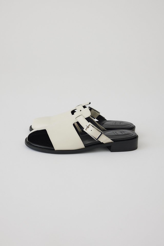 【リムアーク/RIM.ARK】のThumb leather flat sandal/フラットサンダル 人気、トレンドファッション・服の通販 founy(ファニー) 　ファッション　Fashion　レディースファッション　Fashion for Women　サンダル　Sandals, Summer Shoes　バランス　Balance, Style Balance　フラット　Flat, Flat Shoes　モダン　Modern, Contemporary　リアル　Real, Realistic　other-3|ID: prp329100004403525 ipo3291000000036081761