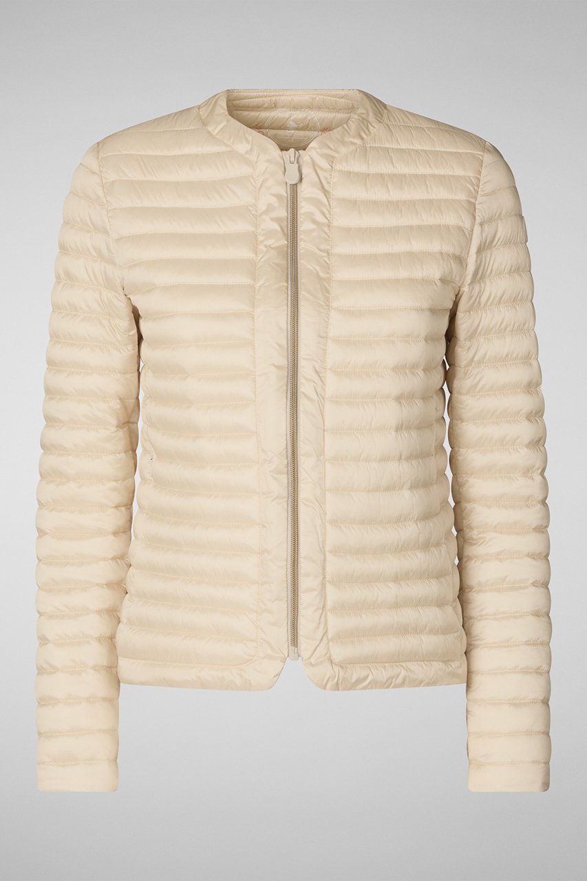 【セーブ ザ ダック/SAVE THE DUCK】のCARINA D30614W IRIS20 ノーカラー キルティングジャケット インテリア・キッズ・メンズ・レディースファッション・服の通販 founy(ファニー) 　ファッション　Fashion　レディースファッション　Fashion for Women　アウター　Coat / Outerwear Collection　レディースジャケット・軽アウター　Jackets　おすすめ　Recommended / Our Picks　エレガント 上品　Elegant　キルティング　Quilted, Quilting　ジャケット　Jacket, Outerwear　ストレート　Straight, Straight Cut　デニム　Denim, Jeans Material　フィット　Fit, Slim Fit　フェミニン　Feminine, Girly　フロント　Front, Front Design　ポケット　Pocket, Pocket Detail　モダン　Modern, Contemporary　ラウンド　Round, Round Neck　軽量　Lightweight, Ultra Light　ショアーベージュ|ID: prp329100004406036 ipo3291000000035490560