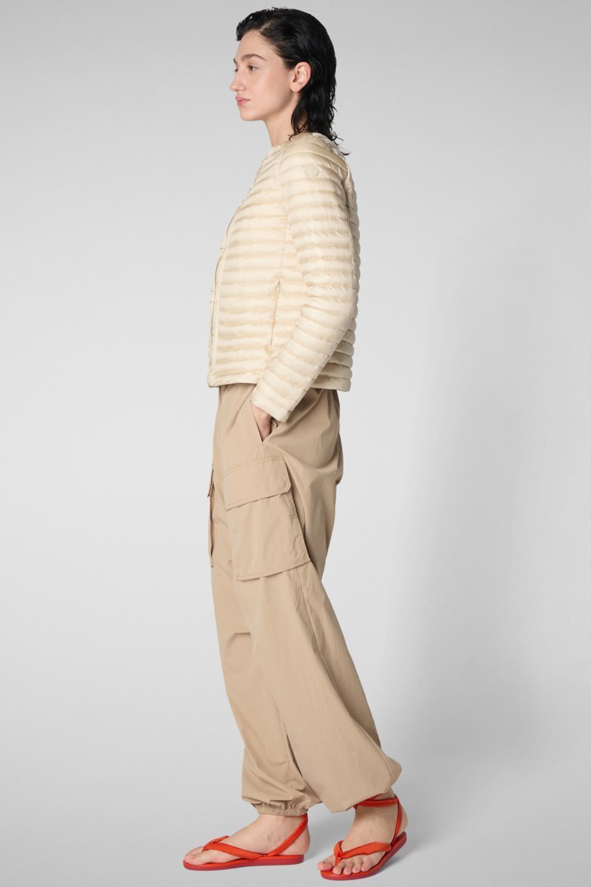 【セーブ ザ ダック/SAVE THE DUCK】のCARINA D30614W IRIS20 ノーカラー キルティングジャケット 人気、トレンドファッション・服の通販 founy(ファニー) 　ファッション　Fashion　レディースファッション　Fashion for Women　アウター　Coat / Outerwear Collection　レディースジャケット・軽アウター　Jackets　おすすめ　Recommended / Our Picks　エレガント 上品　Elegant　キルティング　Quilted, Quilting　ジャケット　Jacket, Outerwear　ストレート　Straight, Straight Cut　デニム　Denim, Jeans Material　フィット　Fit, Slim Fit　フェミニン　Feminine, Girly　フロント　Front, Front Design　ポケット　Pocket, Pocket Detail　モダン　Modern, Contemporary　ラウンド　Round, Round Neck　軽量　Lightweight, Ultra Light　other-5|ID: prp329100004406036 ipo3291000000035490565