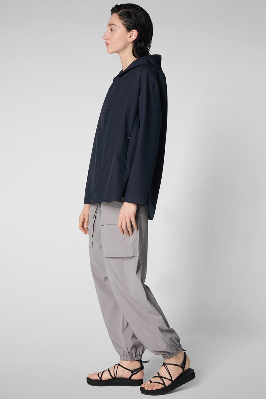 【セーブ ザ ダック/SAVE THE DUCK】のDAWA D31153W DARK20 リサイクルポリエステルフーディーブルゾン 人気、トレンドファッション・服の通販 founy(ファニー) 　ファッション　Fashion　レディースファッション　Fashion for Women　アウター　Coat / Outerwear Collection　レディースジャケット・軽アウター　Jackets　ブルゾンジャケット・スポーティアウター　Blouson Jackets　アウトドア　Outdoor Clothing　オレンジ　Orange　ジャケット　Jacket, Outerwear　ブルゾン　Blouson, Bomber Jacket　夏　Summer　other-5|ID: prp329100004406037 ipo3291000000032962122
