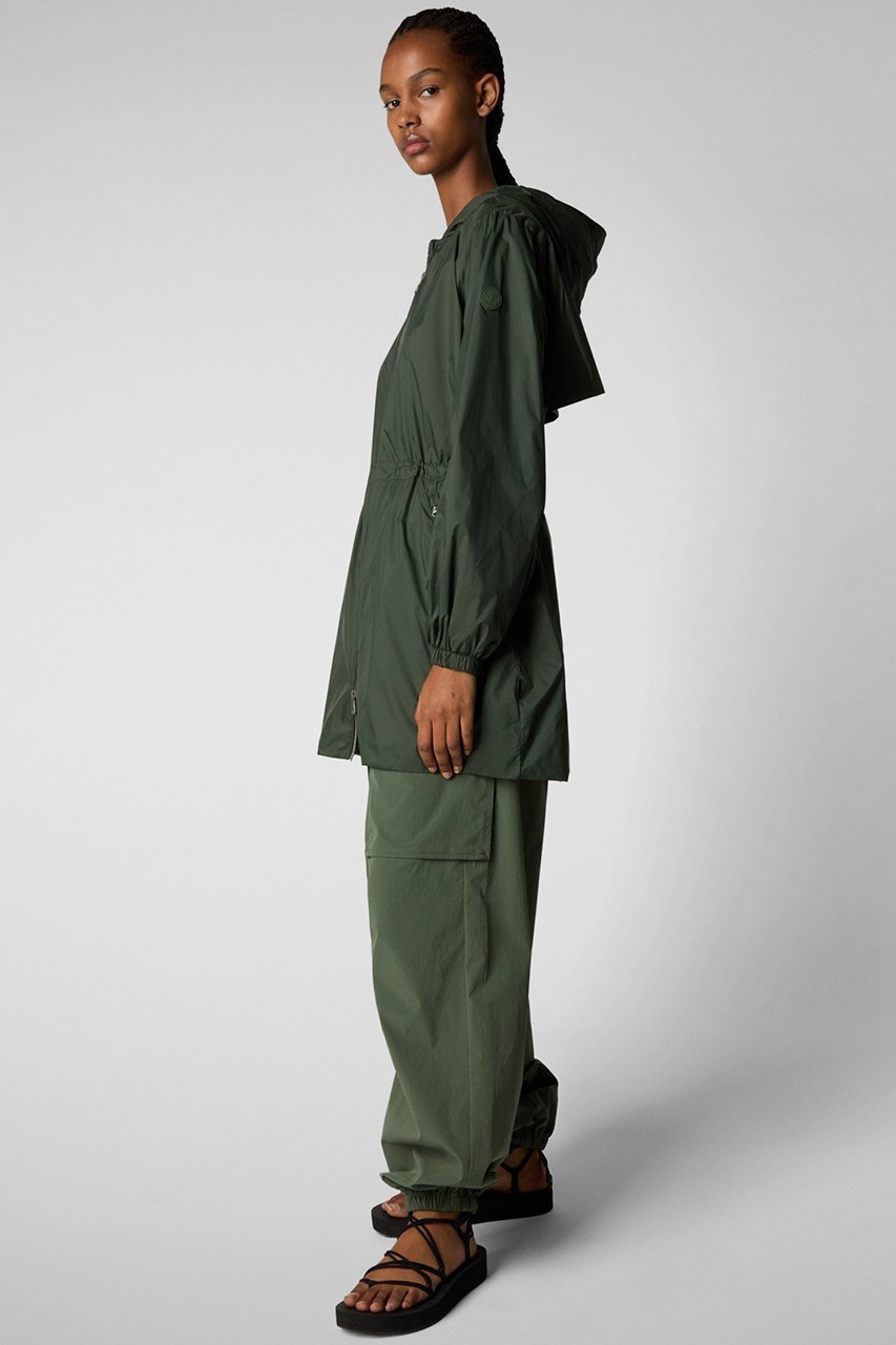 【セーブ ザ ダック/SAVE THE DUCK】のFLEUR D42248W GIGO20 リサイクルナイロンフーディーブルゾン 人気、トレンドファッション・服の通販 founy(ファニー) 　ファッション　Fashion　レディースファッション　Fashion for Women　アウター　Coat / Outerwear Collection　レディースジャケット・軽アウター　Jackets　ブルゾンジャケット・スポーティアウター　Blouson Jackets　アウトドア　Outdoor Clothing　ジャケット　Jacket, Outerwear　トレンド　Trend, Trending Now　ドローストリング　Drawstring, Pull Cord　ブルゾン　Blouson, Bomber Jacket　軽量　Lightweight, Ultra Light　other-5|ID: prp329100004406040 ipo3291000000032952444
