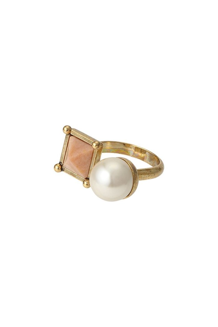 【アデル ビジュー/ADER bijoux】のLOULOU gem pearl リング インテリア・キッズ・メンズ・レディースファッション・服の通販 founy(ファニー) https://founy.com/ ファッション Fashion レディースファッション Fashion for Women ガラス Glass, Glassware コレクション Collection, Seasonal Line コンビ Combo, Combination Style シルバー Silver, Metallic Silver スタイリッシュ Stylish, Fashionable パール Pearl, Pearl Accent エレガント 上品 Elegant |ID: prp329100004406075 ipo3291000000030777319