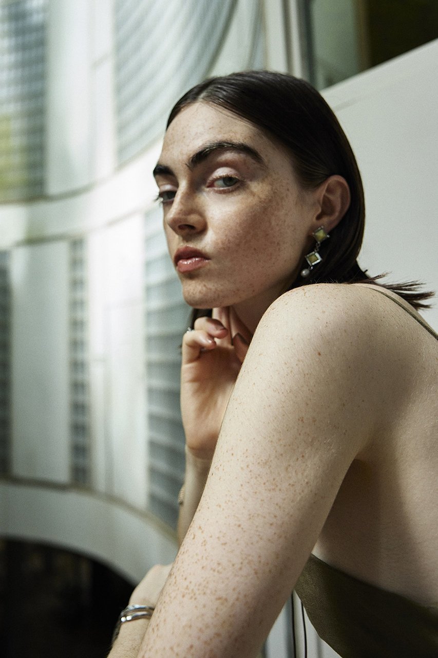 【アデル ビジュー/ADER bijoux】のLOULOU gem asymmetry イヤリング 人気、トレンドファッション・服の通販 founy(ファニー) 　ファッション　Fashion　レディースファッション　Fashion for Women　ジュエリー　Jewelry　ファッションリング　Fashion Rings　イヤリング・フープ・ドロップタイプ　Hoop, Drop & Clip Earrings　アシンメトリー　Asymmetrical Style　イヤリング　Earrings　ガラス　Glass, Glassware　コレクション　Collection, Seasonal Line　リュクス　Luxury, Elegant, High-End, Chic　other-2|ID: prp329100004406076 ipo3291000000031269203