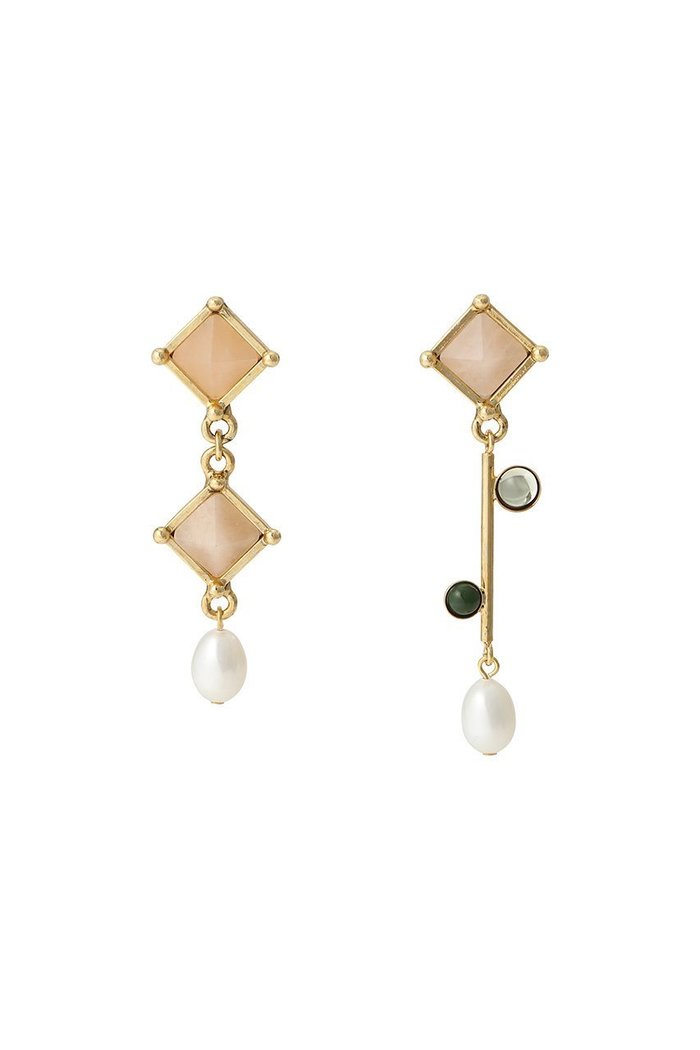 【アデル ビジュー/ADER bijoux】のLOULOU gem pearl ピアス インテリア・キッズ・メンズ・レディースファッション・服の通販 founy(ファニー) https://founy.com/ ファッション Fashion レディースファッション Fashion for Women ジュエリー Jewelry ファッションリング Fashion Rings イヤリング・フープ・ドロップタイプ Hoop, Drop & Clip Earrings アシンメトリー Asymmetrical Style イヤリング Earrings コレクション Collection, Seasonal Line パール Pearl, Pearl Accent リュクス Luxury, Elegant, High-End, Chic |ID: prp329100004406077 ipo3291000000030777325