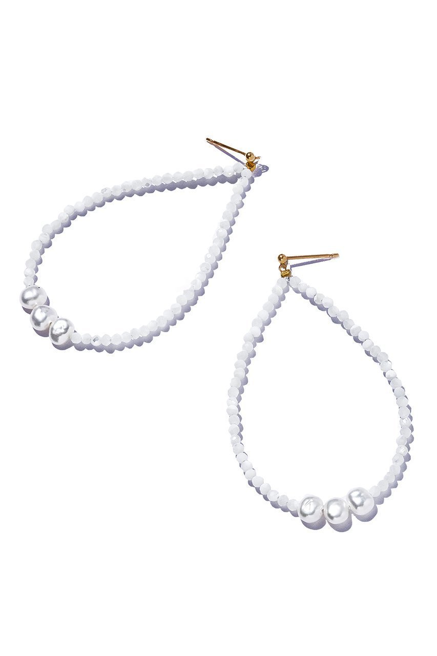 【ルボンボン/les bonbon】のpearl oval ピアス 人気、トレンドファッション・服の通販 founy(ファニー) 　ファッション　Fashion　レディースファッション　Fashion for Women　ジュエリー　Jewelry　ファッションリング　Fashion Rings　イヤリング・フープ・ドロップタイプ　Hoop, Drop & Clip Earrings　イヤリング　Earrings　エレガント 上品　Elegant　グラデーション　Gradient, Ombre　パール　Pearl, Pearl Accent　other-3|ID: prp329100004406126 ipo3291000000031268877