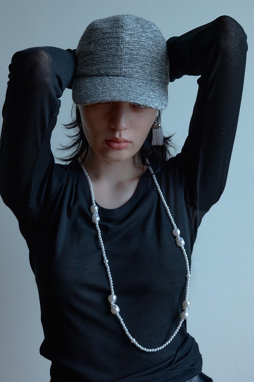 【イリスフォーセブン/IRIS 47】のpalace pearl fringe イヤリング 人気、トレンドファッション・服の通販 founy(ファニー) 　ファッション　Fashion　レディースファッション　Fashion for Women　ジュエリー　Jewelry　ファッションリング　Fashion Rings　イヤリング・フープ・ドロップタイプ　Hoop, Drop & Clip Earrings　イヤリング　Earrings　エレガント 上品　Elegant　カットソー　Cut and Sewn Top　ガラス　Glass, Glassware　クラシカル　Classical, Vintage-Inspired　シンプル　Simple, Minimal　タッセル　Tassel, Fringe　パール　Pearl, Pearl Accent　フリンジ　Fringe, Tassel　モダン　Modern, Contemporary　モチーフ　Motif, Design Theme　ラグジュアリー　Luxury, Elegant　other-5|ID: prp329100004408472 ipo3291000000031330550