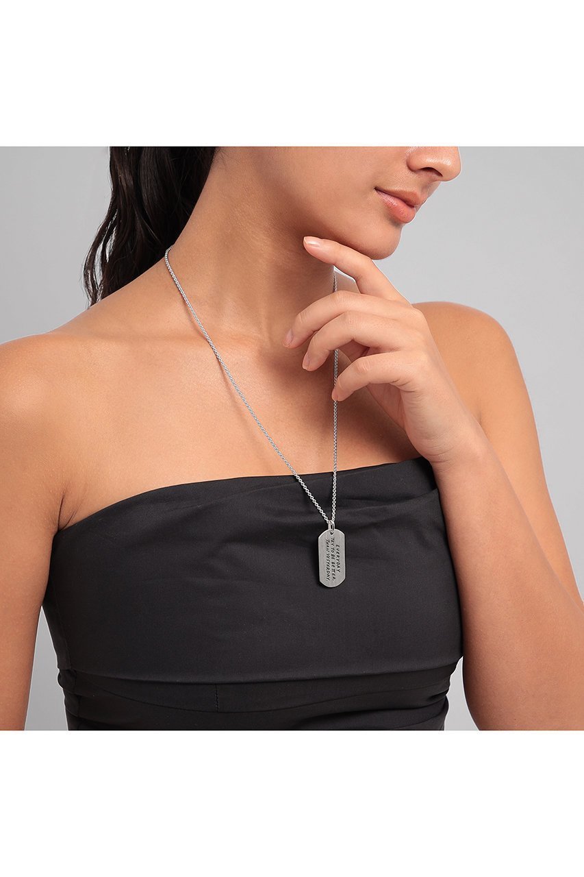 【プラス ヴァンドーム/Plus Vendome】の【PLUS VENDOME 30th × SHOGO SEKINE collaboraton】DOG W - TAGネックレス 人気、トレンドファッション・服の通販 founy(ファニー) ファッション Fashion レディースファッション Fashion for Women ジュエリー Jewelry ネックレス Necklaces & Pendants イラスト Illustration コイン Coin, Coin Design コレクション Collection, Seasonal Line ジュエリー Jewelry, Accessories 雑誌 Magazine, Fashion Magazine チャーム Charm, Pendant 手描き Hand-Drawn, Illustrated ネックレス Necklace, Pendant Necklace 人気 Popular, Best Seller モチーフ Motif, Design Theme ワーク Workwear, Utility Style 犬 Dog other-7|ID: prp329100004408500 ipo3291000000035788169