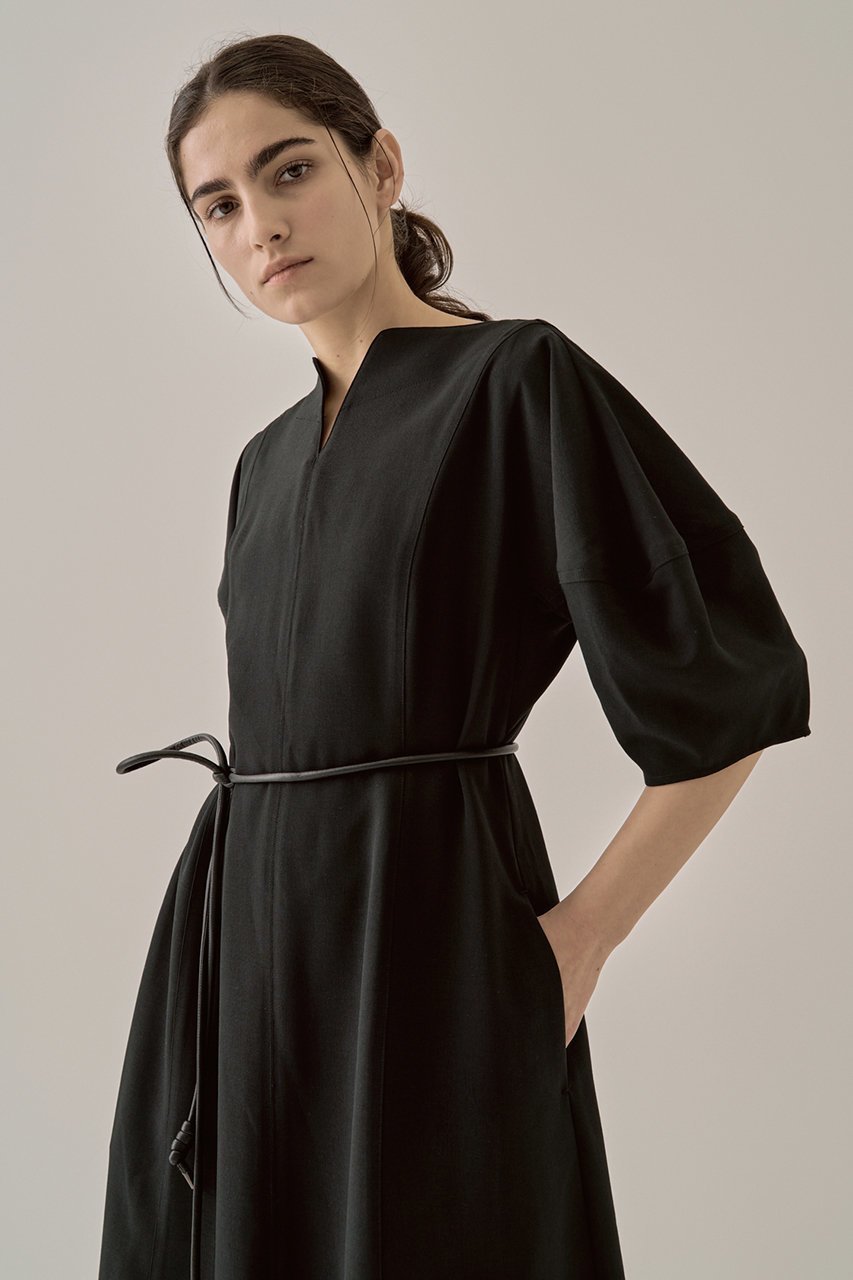 【アキラナカ/AKIRANAKA】のSesilia ランタンスリーブドレス 人気、トレンドファッション・服の通販 founy(ファニー) 　ファッション　Fashion　レディースファッション　Fashion for Women　ワンピース　Dresses　フォーマル・パーティードレス・結婚式用ドレス　Elegant & Casual Dresses　チュニック　Tunic Tops & Dresses　カッティング　Cutting Detail　シンプル　Simple, Minimal　スリーブ　Sleeve, Long Sleeve / Short Sleeve　チュニック　Tunic, Long Top　ドレス　Dress, One-Piece　ロング　Long, Long-Length　other-8|ID: prp329100004408542 ipo3291000000032875231