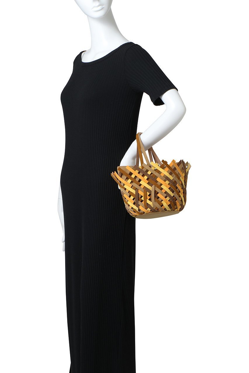 【メアリ オル ターナ/MARY AL TERNA】のKAGO マイクロスエードバスケットバッグ 人気、トレンドファッション・服の通販 founy(ファニー) 　ファッション　Fashion　レディースファッション　Fashion for Women　バッグ　Bags　バスケット　Basket, Basket Bag　ポケット　Pocket, Pocket Detail　ポーチ　Pouch, Small Case　マグネット　Magnet, Magnetic Closure　other-2|ID: prp329100004410799 ipo3291000000032783033