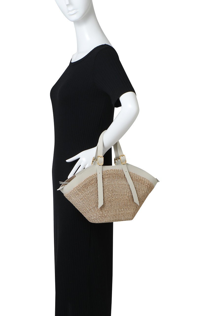 【ヴィオラドーロ/VIOLAd'ORO】のMIRO アバカトートバッグ 人気、トレンドファッション・服の通販 founy(ファニー) 　ファッション　Fashion　レディースファッション　Fashion for Women　バッグ　Bags　おすすめ　Recommended / Our Picks　コンパクト　Compact, Small Size　コンビ　Combo, Combination Style　スカーフ　Scarf, Neckwear　チャーム　Charm, Pendant　フォルム　Silhouette, Form　エレガント 上品　Elegant　other-3|ID: prp329100004410802 ipo3291000000032779772