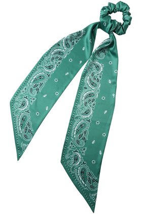 【スロウ/THROW】 ADLEY バンダナシュシュスカーフ人気、トレンドファッション・服の通販 founy(ファニー) ファッション Fashion レディースファッション Fashion for Women ストール Soft & Warm Scarves シュシュ&ヘアアクセ/ヘアアレンジ Scrunchies & Hair Accessories マフラー・スヌード / 冬小物の定番 Scarves & Mufflers なめらか Smooth, Silky Texture スカーフ Scarf, Neckwear ストール Stole, Wrap バンダナ Bandana, Head Scarf ブレスレット Bracelet, Wristband マフラー Scarf, Muffler エレガント 上品 Elegant |ID:prp329100004410829