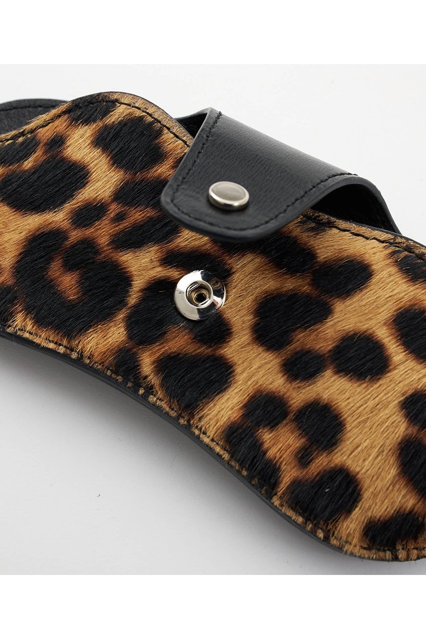 【ウィムガゼット/Whim Gazette】の【Hoaw.】Glasses Case 人気、トレンドファッション・服の通販 founy(ファニー) 　ファッション　Fashion　レディースファッション　Fashion for Women　サングラス&メガネ　Sunglasses & Eyewear　ポーチ&ミニバッグ　Pouches & Mini Bags　アクセサリー　Fashion Accessories　サングラス　Sunglasses, Shades　シューズ　Shoes, Footwear　シンプル　Simple, Minimal　スタイリッシュ　Stylish, Fashionable　チャーム　Charm, Pendant　ボックス　Boxy, Box Shape　ポーチ　Pouch, Small Case　ループ　Loop, Loop Knit　レオパード　Leopard, Animal Print　other-5|ID: prp329100004410906 ipo3291000000033663598